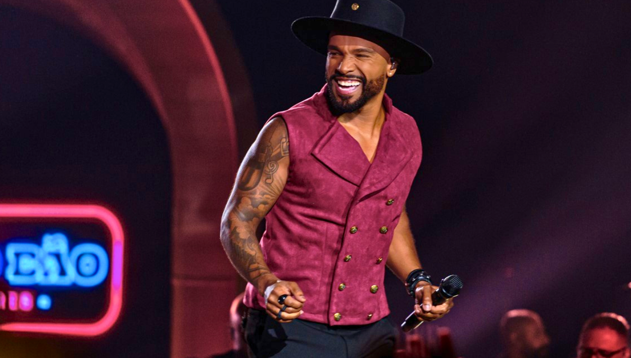 Alexandre Pires dá início à novo projeto Pagonejo Bão com releituras sertanejas