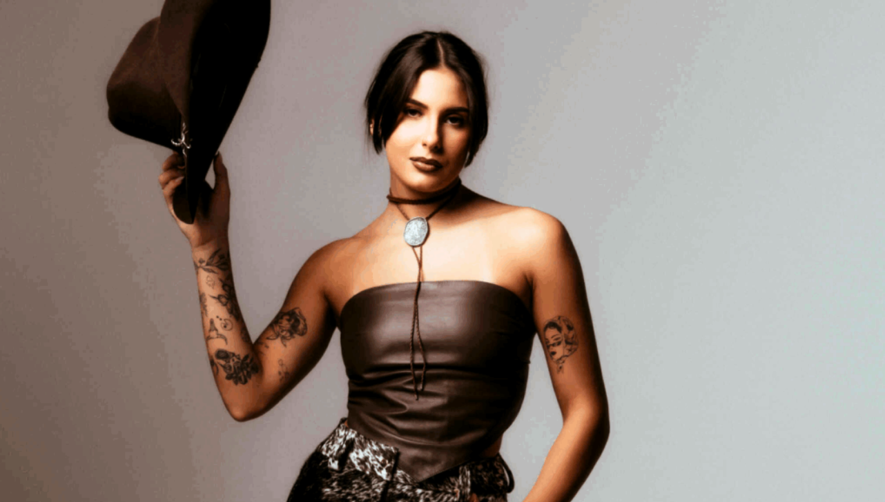 Ana Castela lança hoje à noite seu novo álbum Let’s Go Rodeo nas plataformas digitais