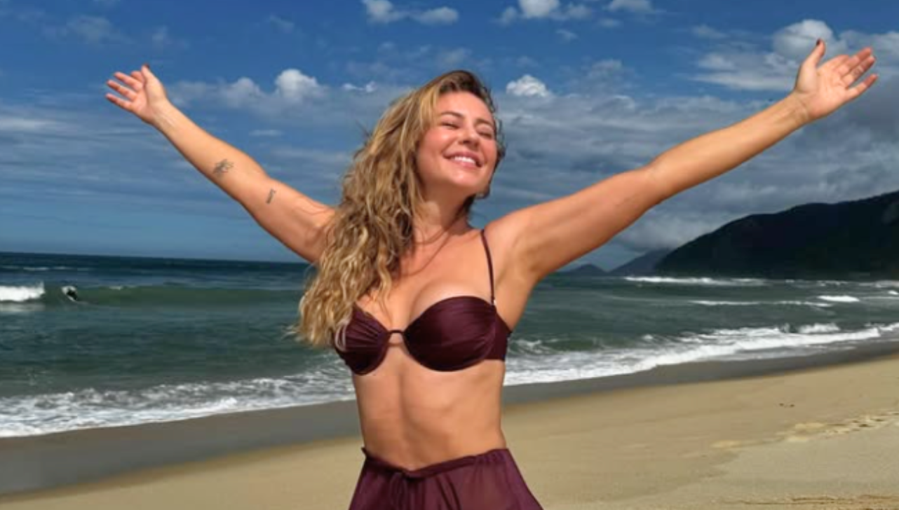 Paolla Oliveira desabafa sobre a experiência de críticas ao seu corpo e pressão estética