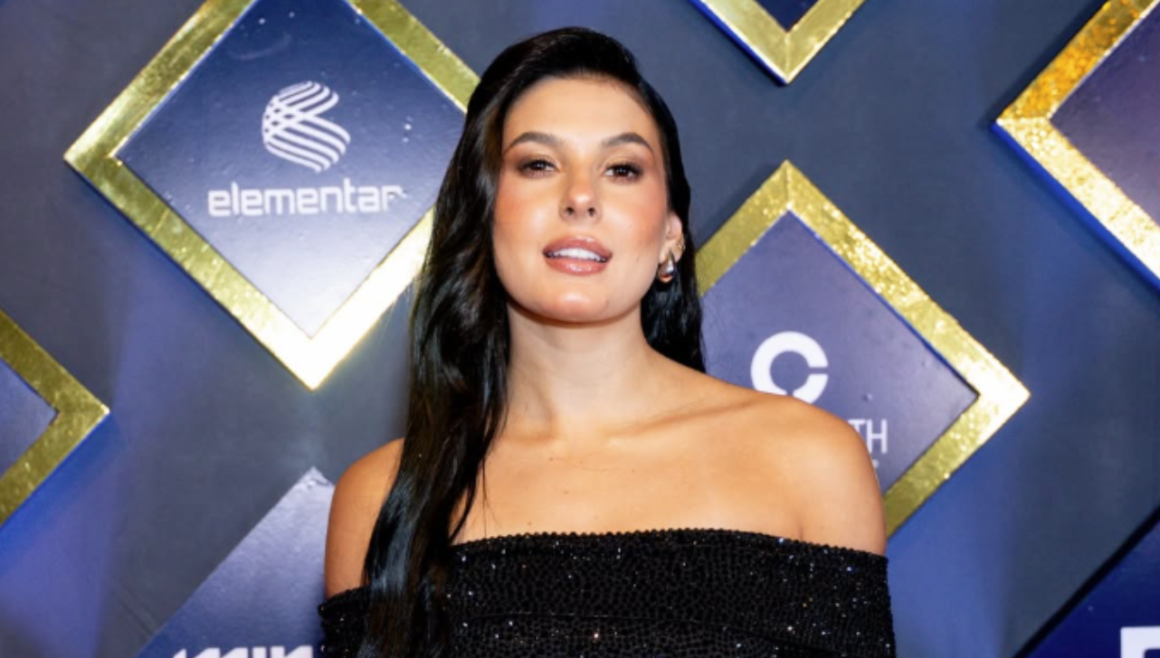 Ana Castela dá resposta afiada à seguidora e nega procedimento estético