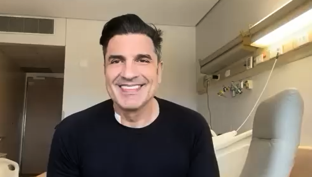 Edu Guedes se pronuncia sobre alta hospitalar após cirurgia contra o câncer