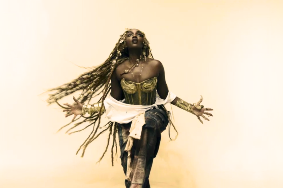 IZA inicia nova era com reggae, ancestralidade e dois singles