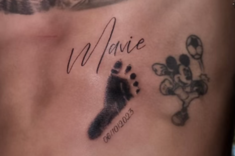 Neymar faz tatuagem em homenagem à filha Mavie; entenda Neymar faz tatuagem em homenagem à filha Mavie; entenda