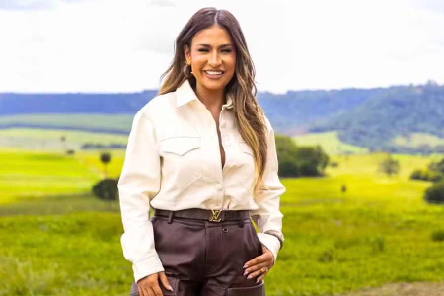 Simone Mendes emociona fãs ao falar sobre perda do pai