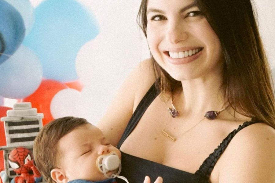 Sthefany Brito rebate comentário de seguidora sobre seu filho caçula Sthefany Brito rebate comentário de seguidora sobre seu filho caçula