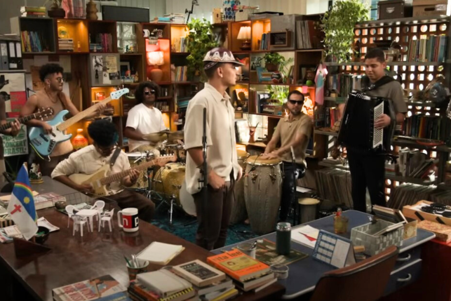 Tiny Desk Brasil estreia oficialmente com muito piseiro e show Tiny Desk Brasil estreia oficialmente com muito piseiro e show